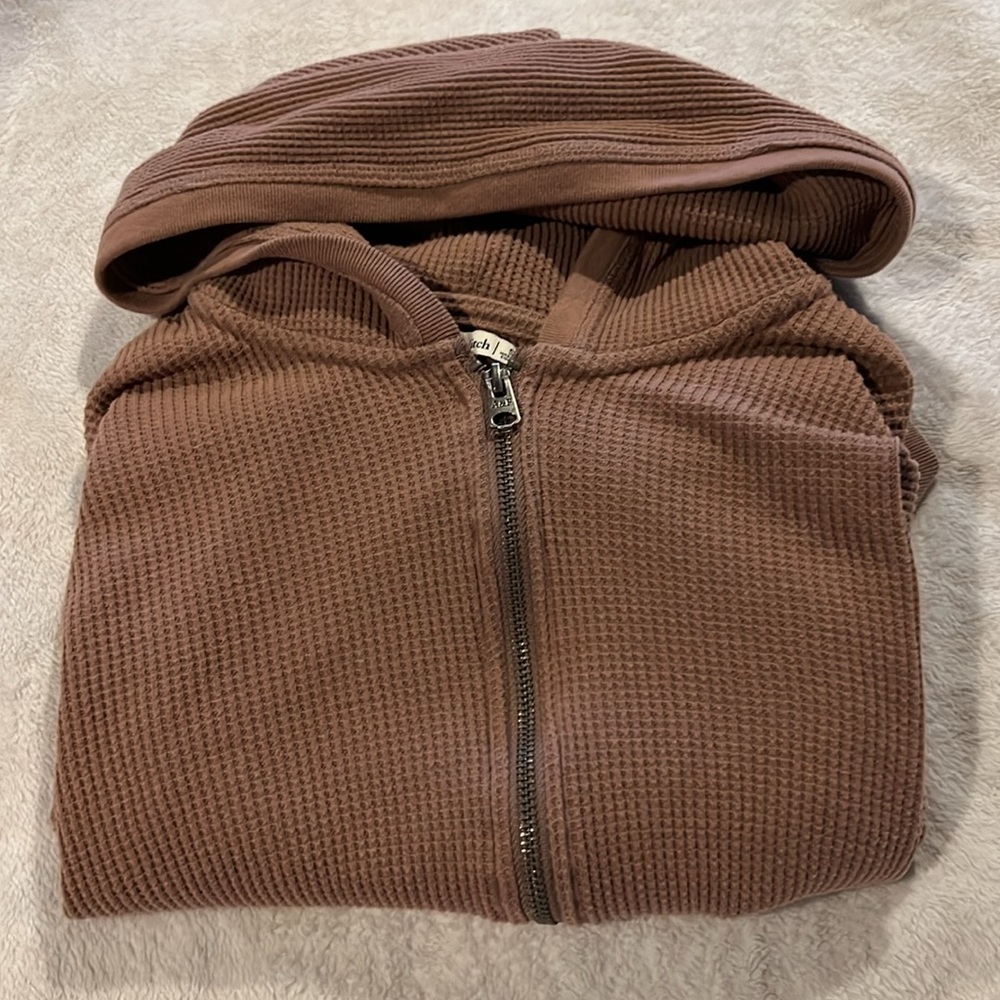 Abercrombie & Fitch Cropped Zip Up